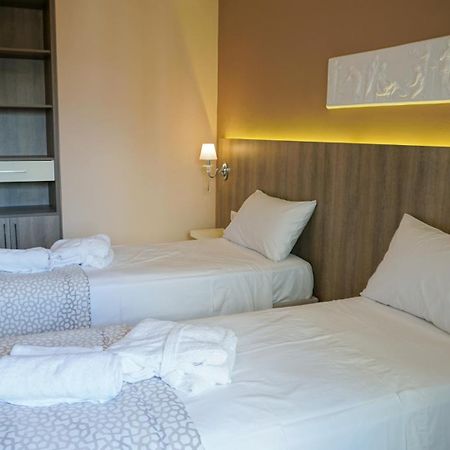 Agnes Deluxe Hotel Pefkochori Chambre photo