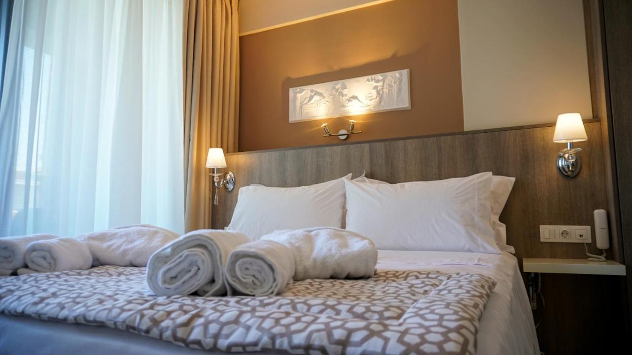 Agnes Deluxe Hotel Pefkochori Extérieur photo