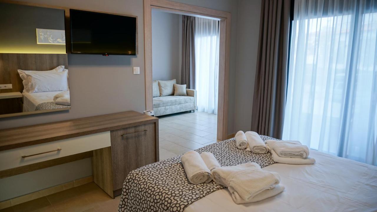 Agnes Deluxe Hotel Pefkochori Extérieur photo